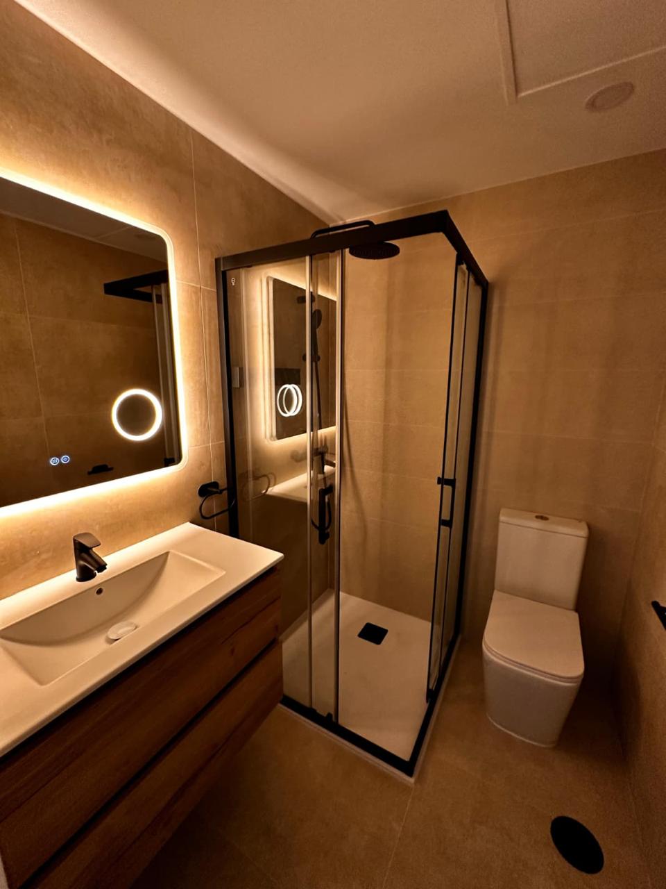 Reforma de baño terminada en Benalmádena